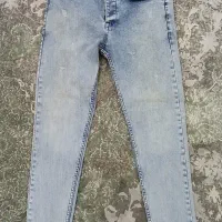 تعدادی شلوارلی شلوارجین مردانه و زنانه در حد نو