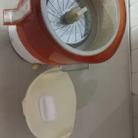 آبمیوه گیری پارس خزر بدنه فلزموتور ژاپن.آبمیوه گیر|آبمیوه‌گیر و آب‌مرکبات‌گیر|مشهد, سیلو|دیوار