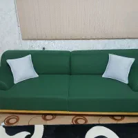 مبل ۸ نفره به همراه میز وسط