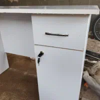 میز و صندلی