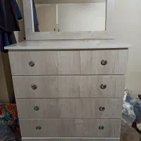 کمد دراور آینه پاتختی