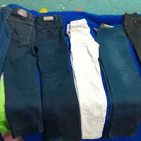 تعداد زیادی شلوار نو ودرحد نو وچندتا مانتو وکت