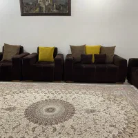 مبل ۷نفره در حد نو و ۳ تا میز (عسلی) کوچیک همراهش|مبلمان خانگی و میز عسلی|اهواز, کمپلو جنوبی|دیوار