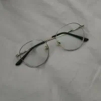 عینک طبی ۰/۷۵