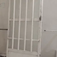 درب و پنجره بالدار  با حفاظ شیشه سالم وکولر ابی|مصالح و تجهیزات ساختمان|مشهد, زمرد|دیوار