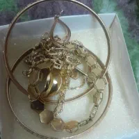 ۴۲ گرم طلا با ۴ در صد نو با فاکتور