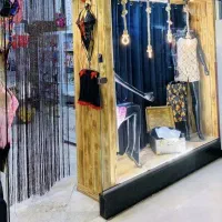 فروشندگی در لباس زیر