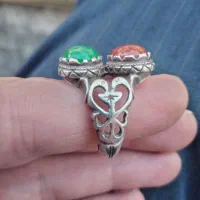 انگشتر نقره با دو نگین زیبا