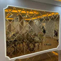 آینه دکوراتیو