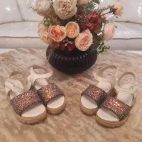 صندل دخترانه سایز ۲۷ و ۲۸