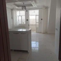 یک واحد اجاره ای طبقه اول