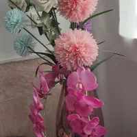 گل وگلدان