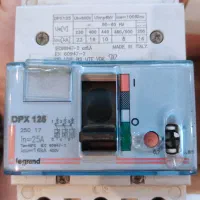 فیوز های سه فاز و  لگراند و کلید اتوماتیک