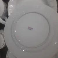 بشقاب و دیس و ... گل سرخی