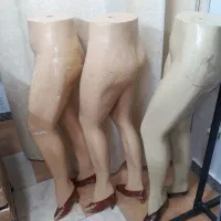 سه عدد مانکن پا زنانه کارکرده قیمت توافقی|فروشگاه و مغازه|قروه, |دیوار