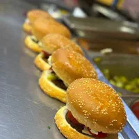 کارگر ساندویچی بیرون بر