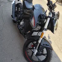 موتور سیکلت بنلی ۱۸۰TNT