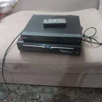 دستگاه پخش دی وی دی و گیرنده دیجیتال