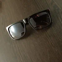 عینک آفتابی Prada