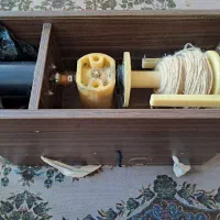 چرخ نخ ریسی|چرخ خیاطی و ریسندگی|خوی, |دیوار