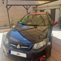 کوییک r مدل ۹۹در حد مانیتور دار