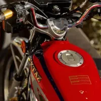 نیکتاز ۲۰۰ جفت دیسک|موتورسیکلت|ساری, |دیوار