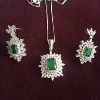 نیم ست نقره نگین زمرد