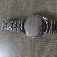 ساعت سیکو۵|ساعت|رشت, پل تالشان|دیوار