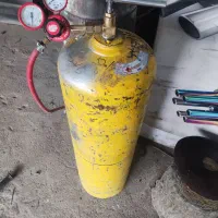 کپسول اسیدتینل با کپسول اکسیژن همراه با وسایل