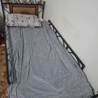 تخت آهنی فرفورژه سالم|تخت و سرویس خواب|اصفهان, ناژوان|دیوار