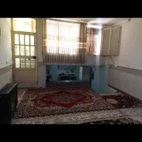 واحددربستی باحیاط ماشین رو|اجارهٔ خانه و ویلا|قم, زنبیل آباد|دیوار