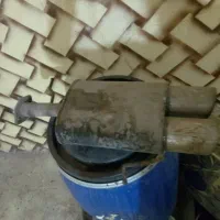 دبه ۱۲۰لیتری  و یه منبع اگزوز ۲لول سر استیل
