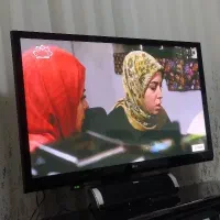 تلویزیون 42اینج صحیح سالم