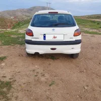 پژو 206 تیپ ۲مدل 88 بسیار سالم و سرحال میباشد