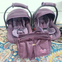 کالسکه دوقلو