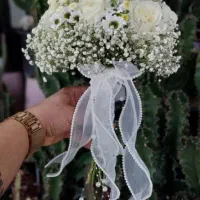 دسته گل مخلوط سفید|گل و گیاه طبیعی|کرمان, |دیوار
