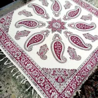 سفره قلمکاری رنگ قرمز