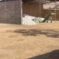 کارگر جهت کار در مصالح ساختمانی