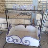 گهواره فلزی