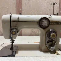 چرخ خیاطی مادگی و دکمه زن ژانومه  مدل ۶۷۲ اصل ژاپن