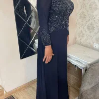 لباس مجلسی|لباس|لاهیجان, لیالستان|دیوار