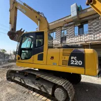 بیل میکانیکی pc 220/8|خودرو سنگین|اسلامشهر, بهرام آباد|دیوار