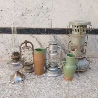 چراغ علاءالدین وغیره|کلکسیون اشیاء عتیقه|کاشان, باغچه فیض|دیوار