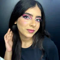 میکاپ|خدمات آرایشگری و زیبایی|بندرعباس, |دیوار