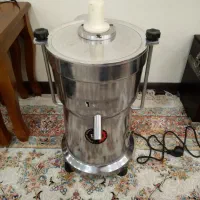 آب هویج گیری ۲ اسب صنعتی در حد