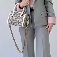 با الگوی آماده لباس خوش فرم و بهترین تن خوری