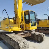 بیل مکانیکی کوماتسو ۲۰۰|ماشین‌آلات صنعتی|اسلام‌شهر, ملک‌آباد|دیوار