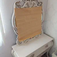 کنسول دو کشو همراه ایینه کاملا نو و سالم