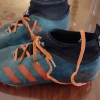 کفش فوتسالی چمن