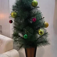 کاج مصنوعی در اندیشه شهرک آ اس پ|گل مصنوعی|ملارد, |دیوار